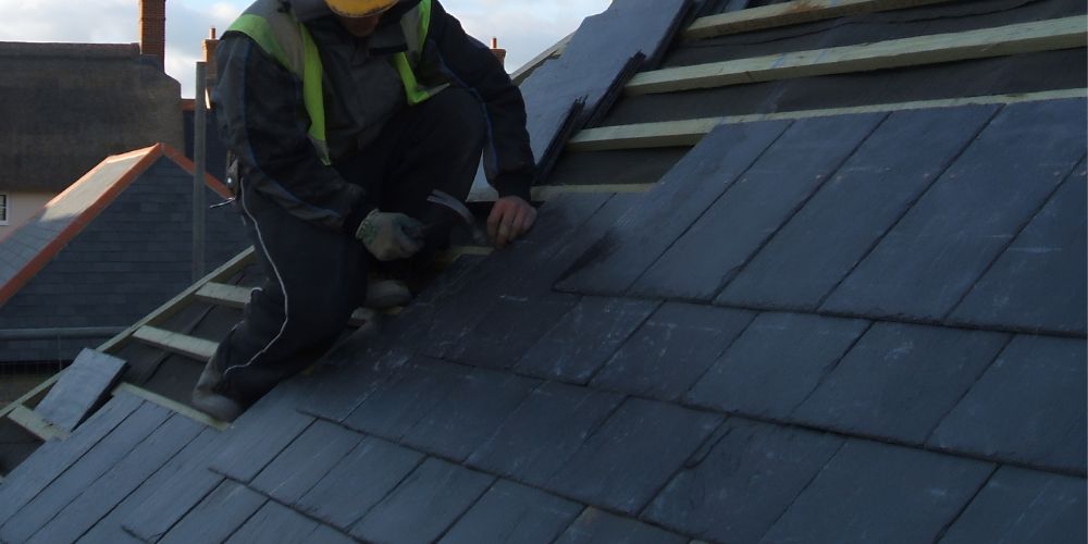 Browns roofing contractor in West Edmonton